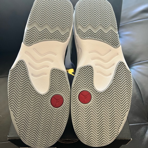 Jordan Max Aura2 men’s size 8 - Picture 5 of 5